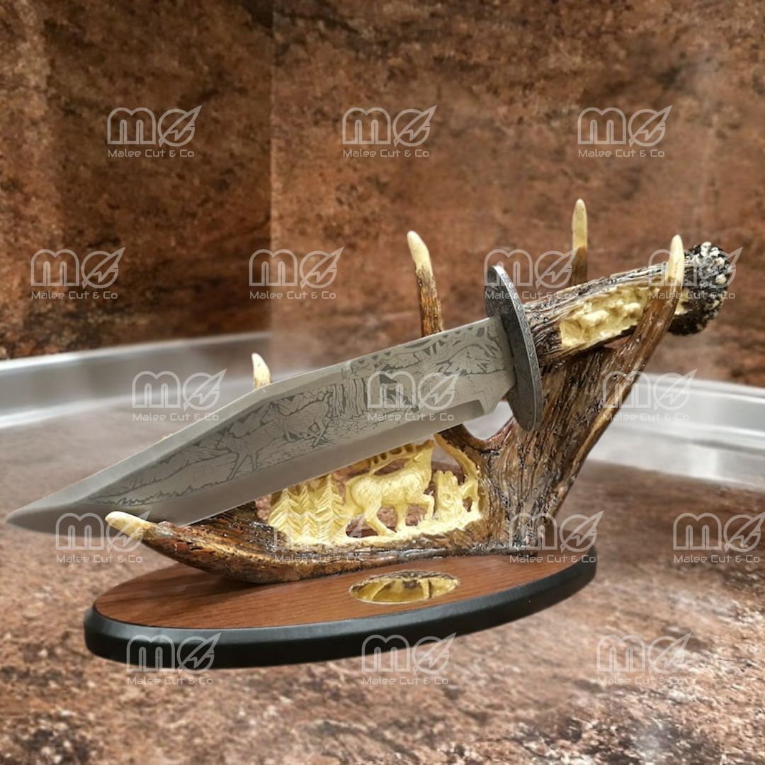 Engraved Hunting Knife With Antler Stand