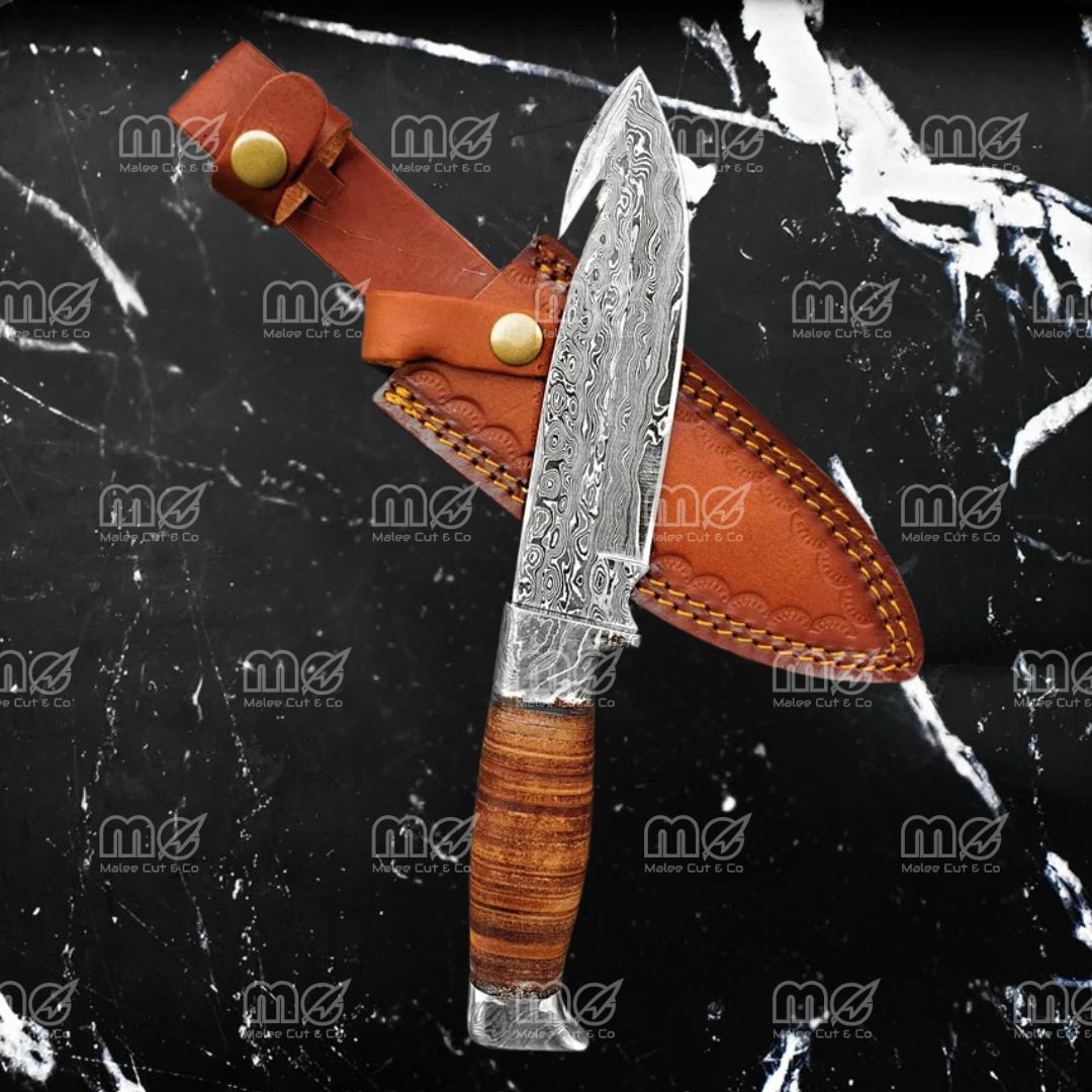 Handmade Damascus Steel Hunting Knife With Gut Hook