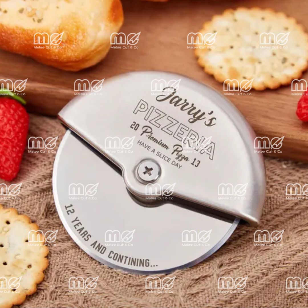 Premium Hand Forged Damascus Steel Pizza Cutter Wheel With Leather Sheath