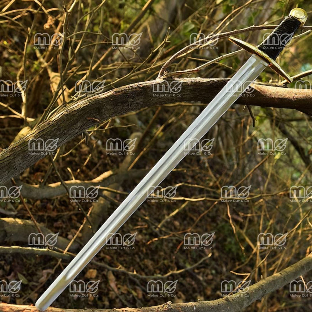 Golden Hilt Reenactment Sword – Blunt Edge Medieval Knight’s Blade With Leathe Wrapped Handle, Cosplay & Display Prop