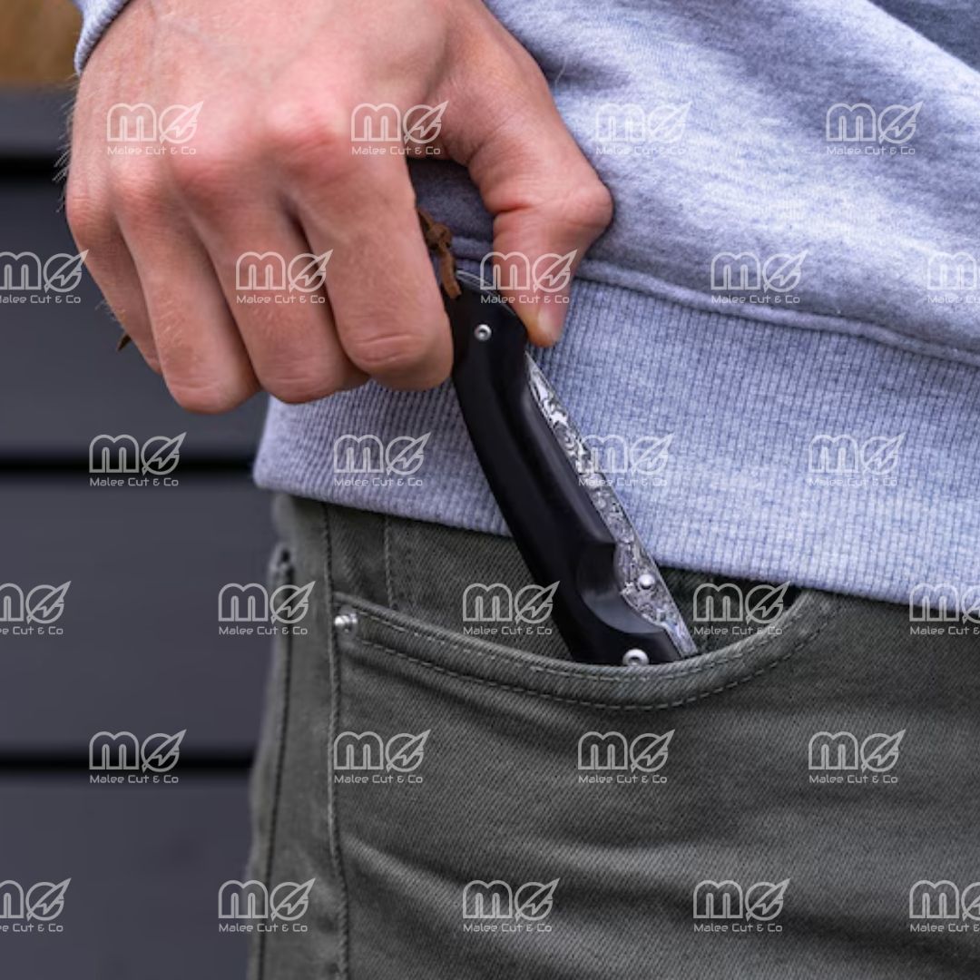 Handmade Damascus Folding Knife – 67-Layer VG10 Steel Blade