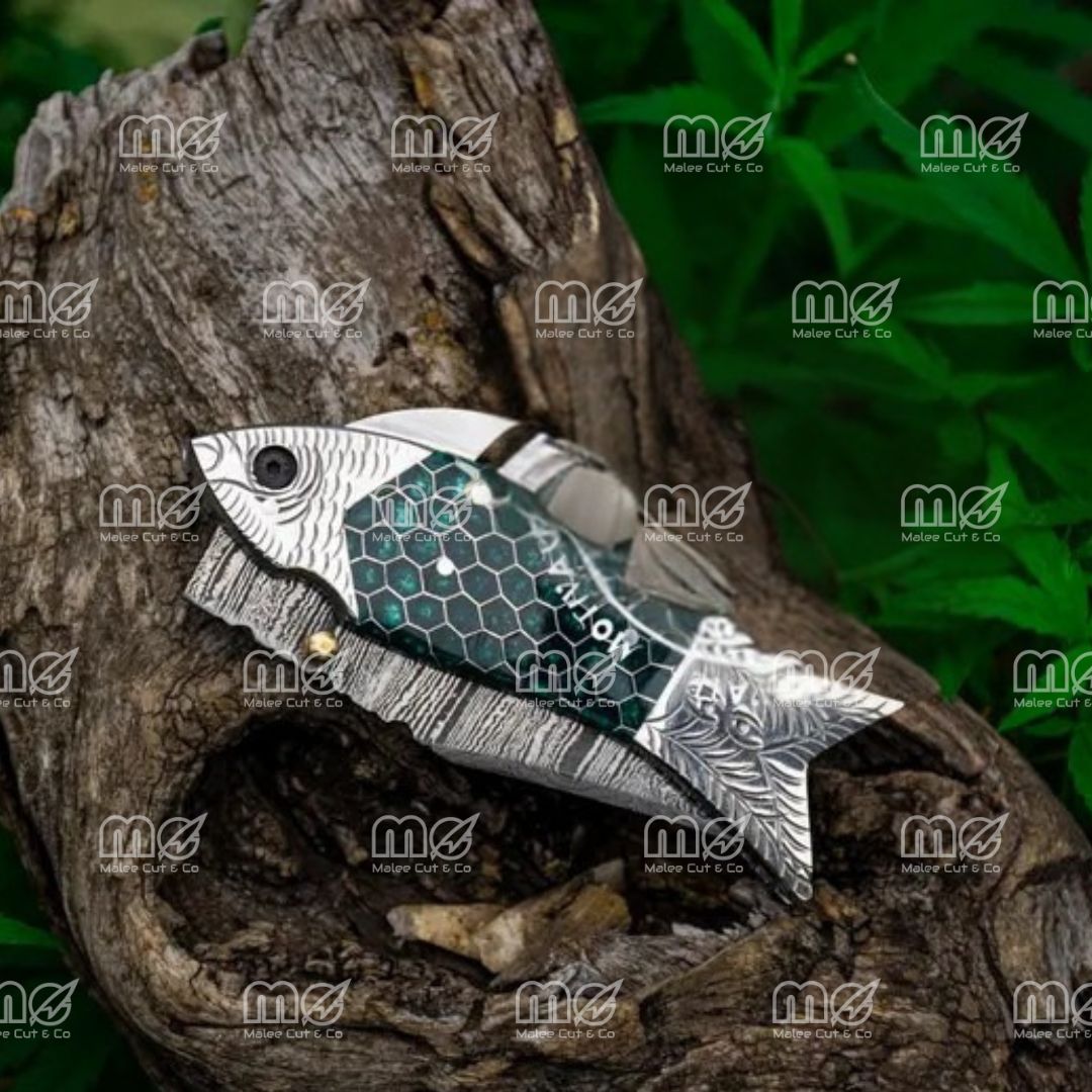 Custom Handmade Damascus Steel Fish Folding Pocket Knife