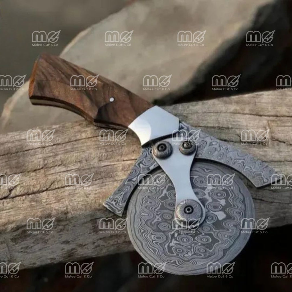 Premium Hand Forged Damascus Steel Pizza Cutter Wheel With Sheath