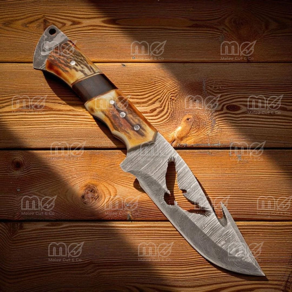 Hand-Forged Damascus Hunting & Skinning Knife – Personalized Gift with Leather Sheath