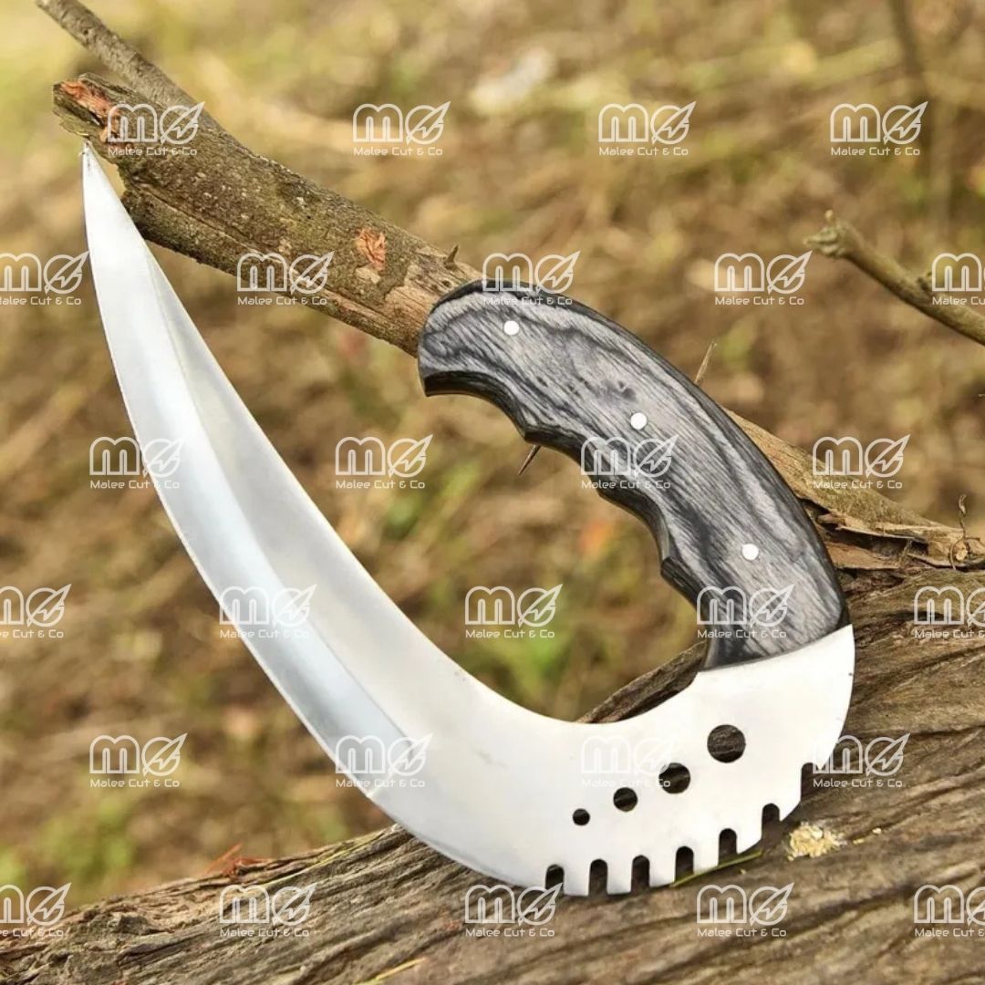 Alaskan Ulu Handmade Carbon Steel Pizza Cutter