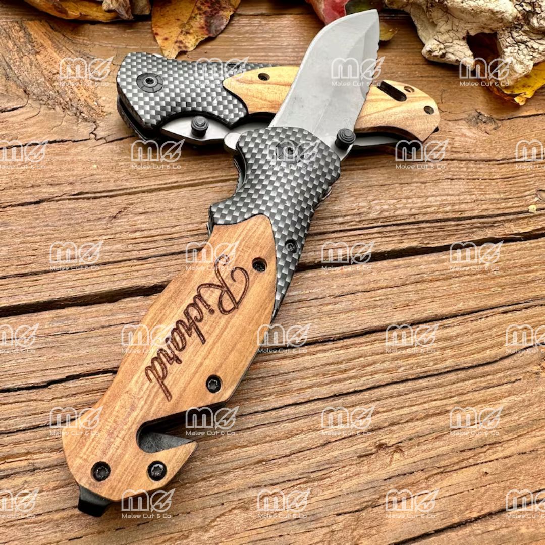 Engraved Deer Family Pocket Knife – Custom Folding Knife for Hunters