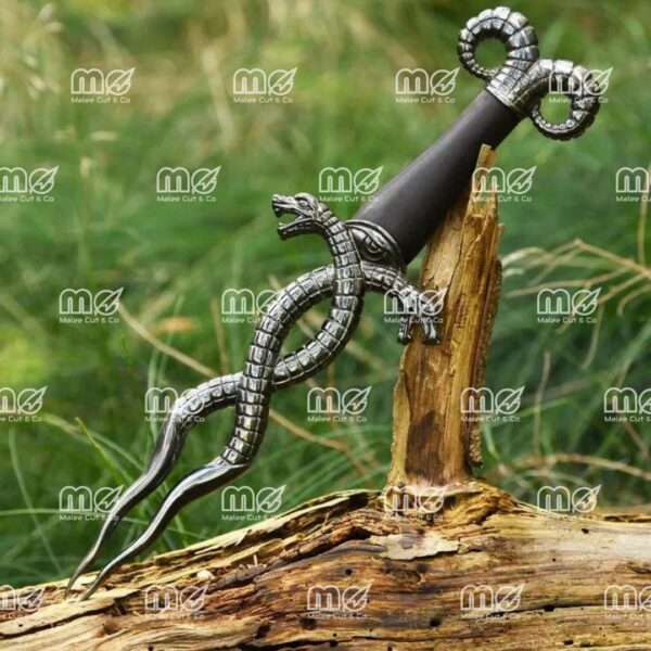 Thulsa Doom Dagger – Carbon Steel Snake-Handled Fantasy Blade with Display Box